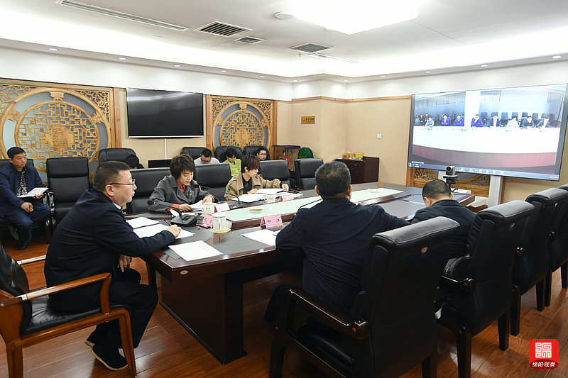 2021年3月11日，元方與理想汽車創(chuàng)始人沈亞楠視頻會談  張莉 攝.jpg