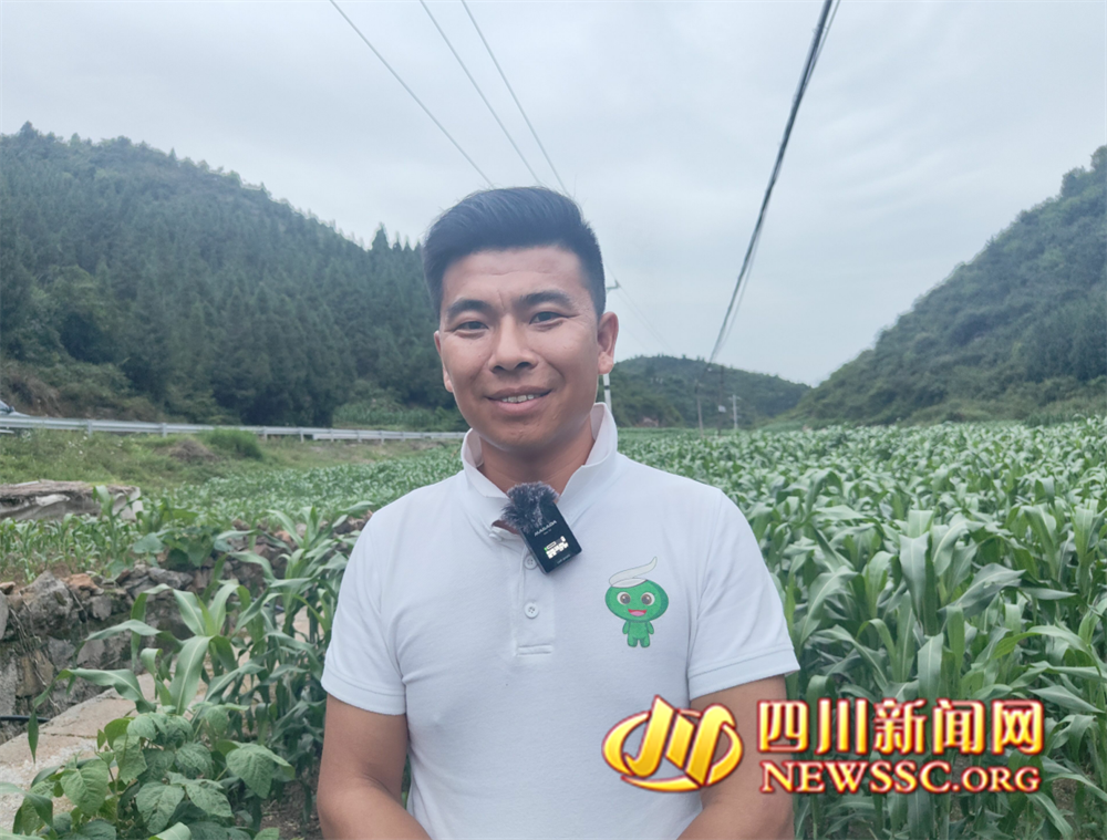 胡茂對未來充滿信心，表示要帶領(lǐng)村民一起致富。.png