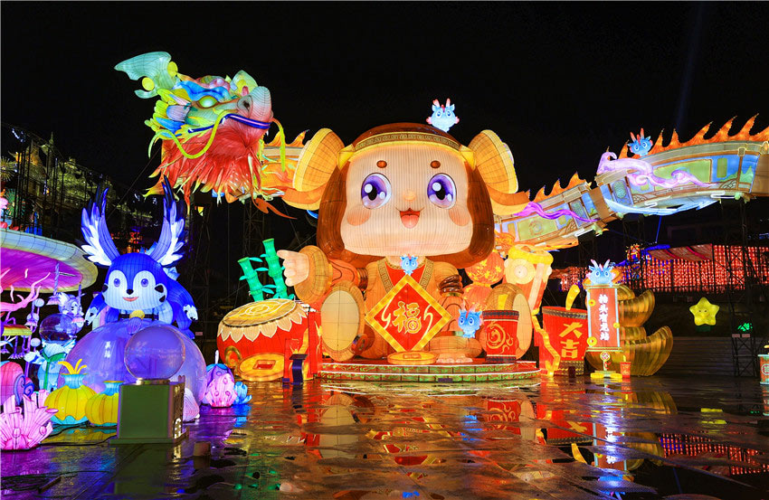 榮耀峽谷——巨型“魯班七號(hào)”。自貢市委宣傳部供圖